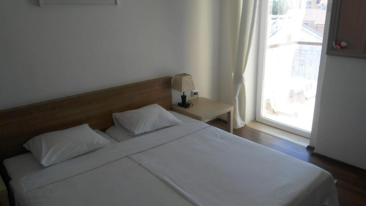 Apartmani Lela Selce Exterior foto